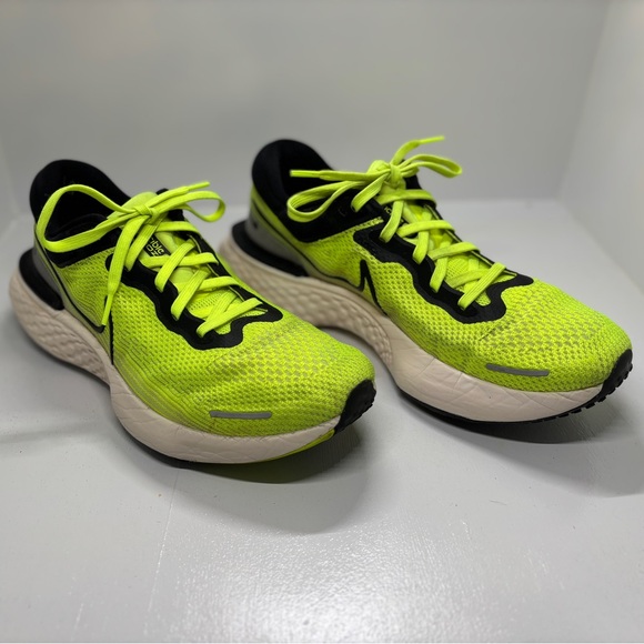 Men’s Nike ZoomX Invincible Run Flyknit size 13 - Picture 2 of 11